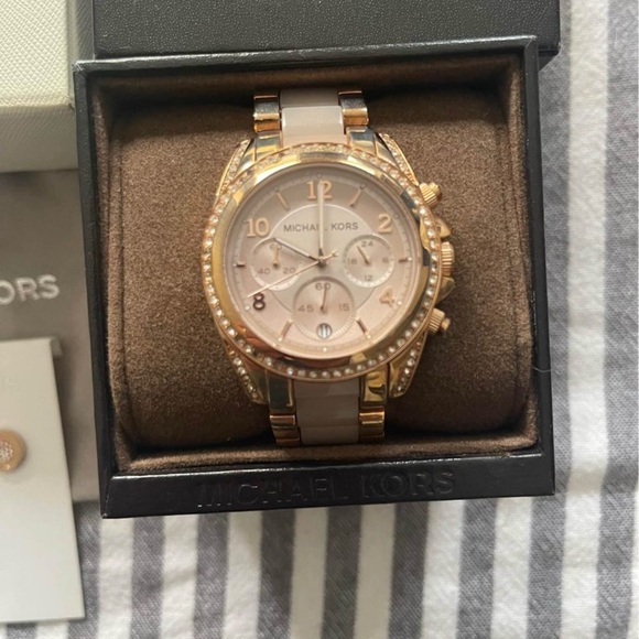 Michael kors rose gold watch and earrings